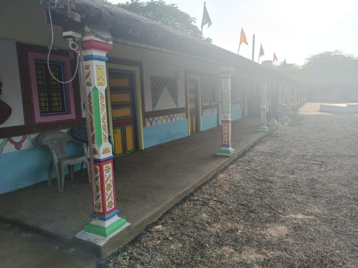 Rann Bhumi Homestay Resort Hodka Extérieur photo